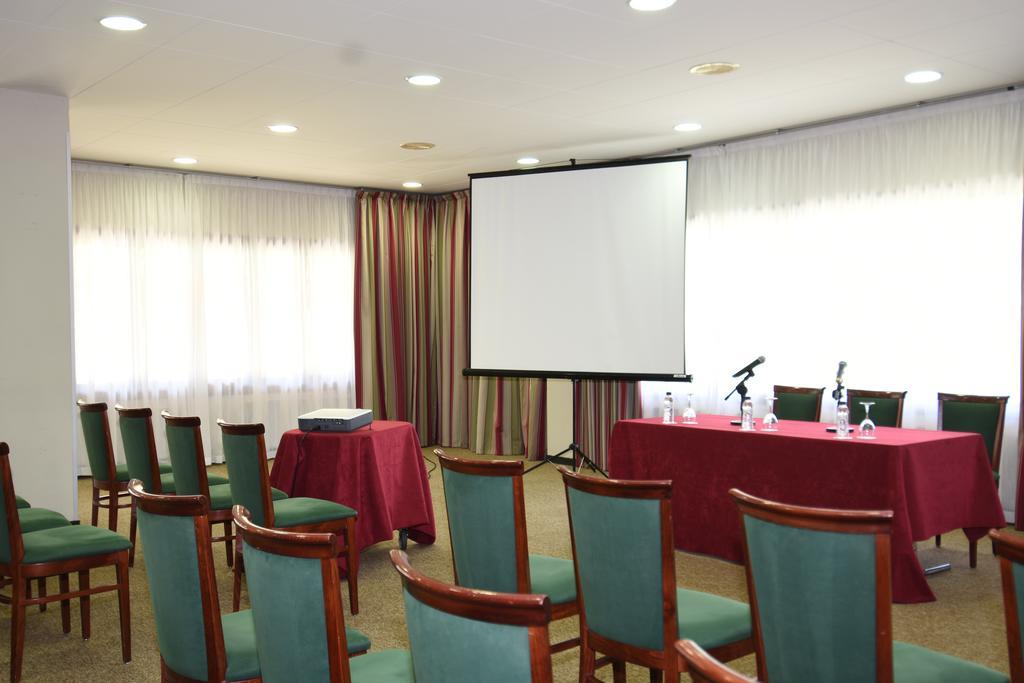 Rvhotels Tuca Vielha Bagian luar foto