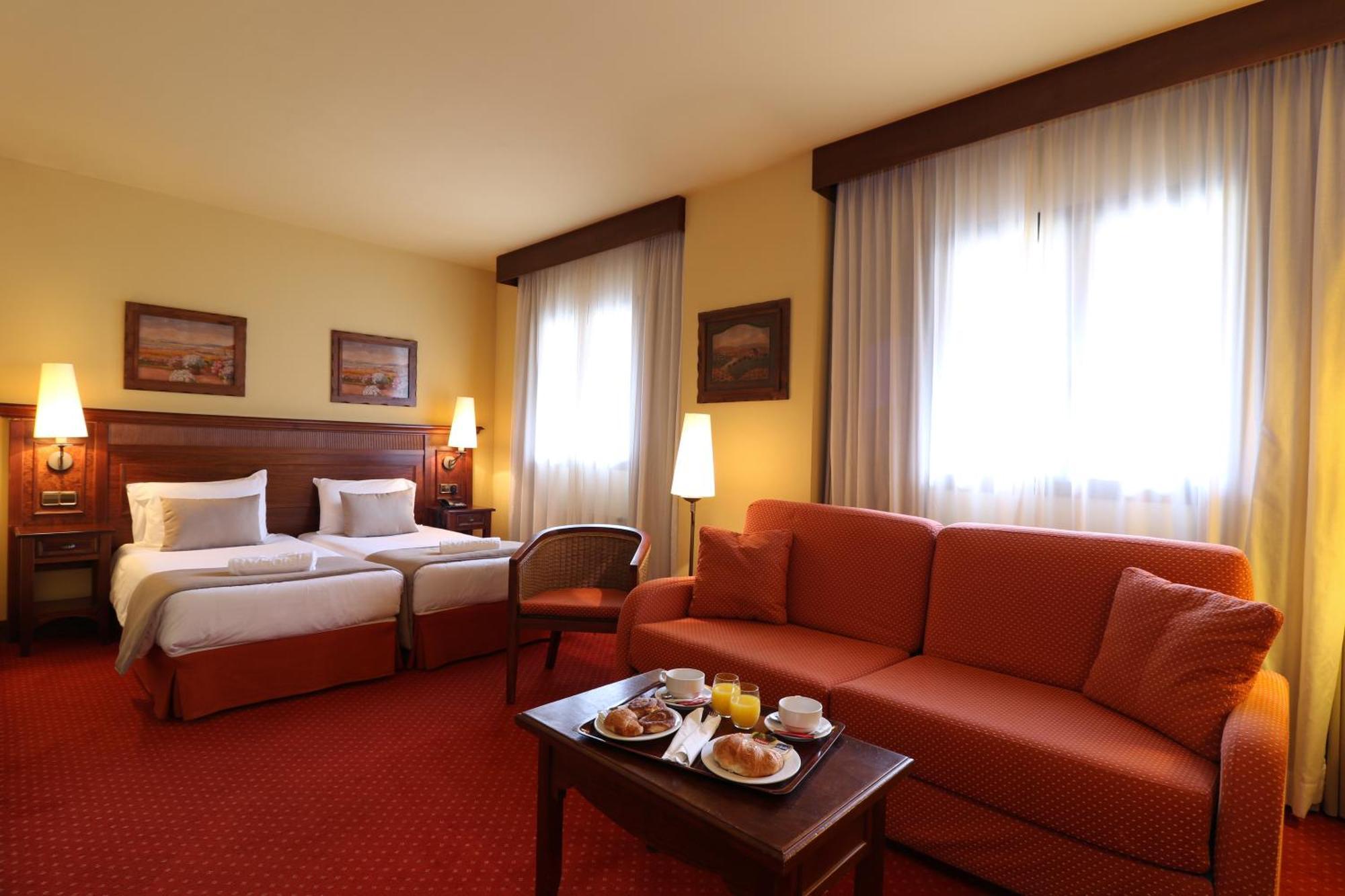 Rvhotels Tuca Vielha Bagian luar foto